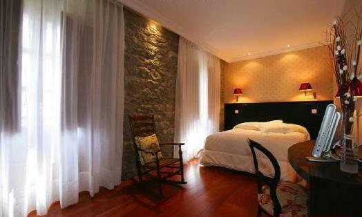 Готель La Casona De Don Santos Проаса Екстер'єр фото