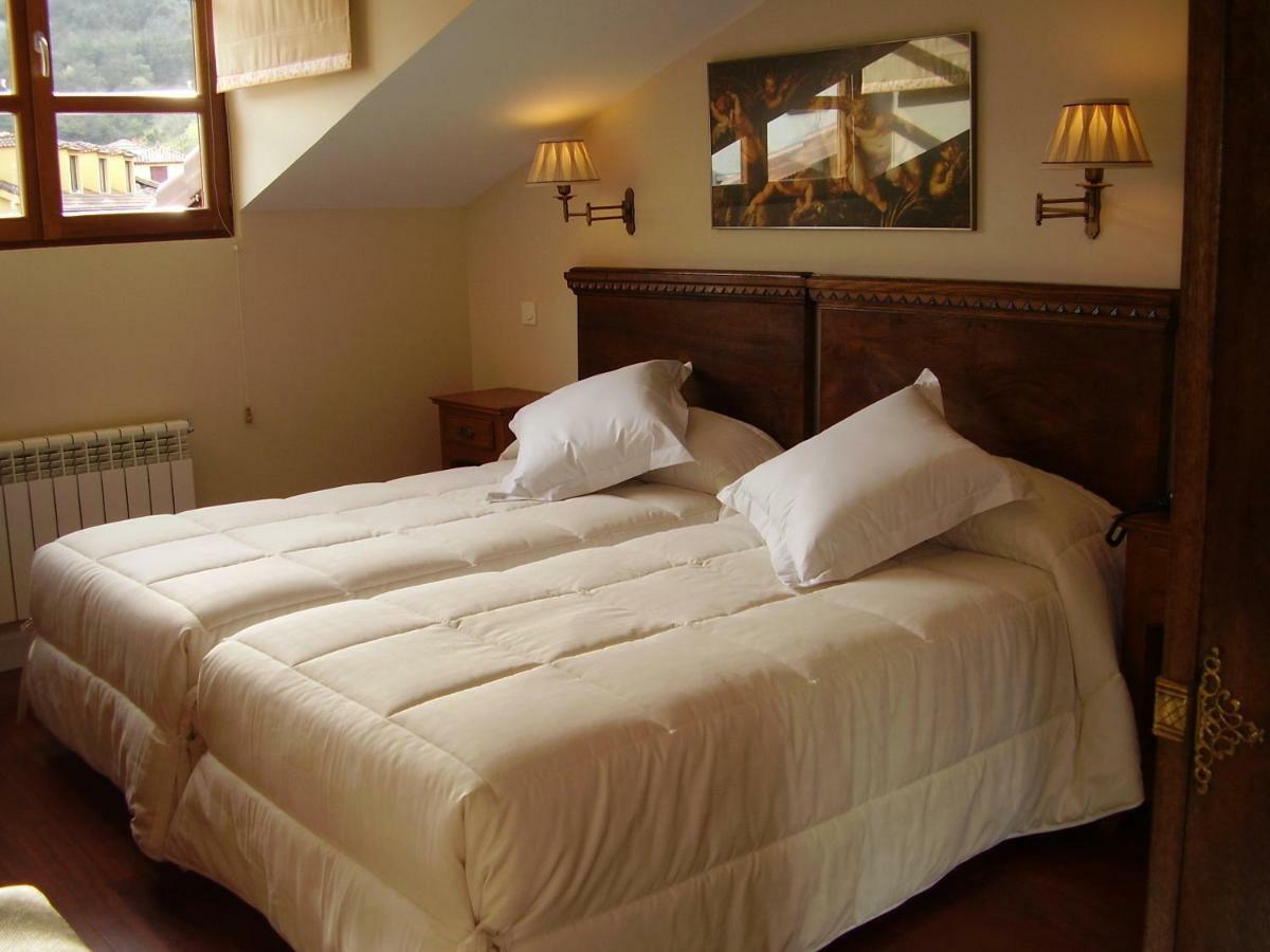 Готель La Casona De Don Santos Проаса Екстер'єр фото