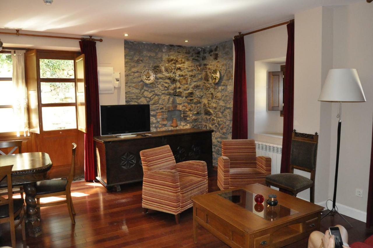 Готель La Casona De Don Santos Проаса Екстер'єр фото